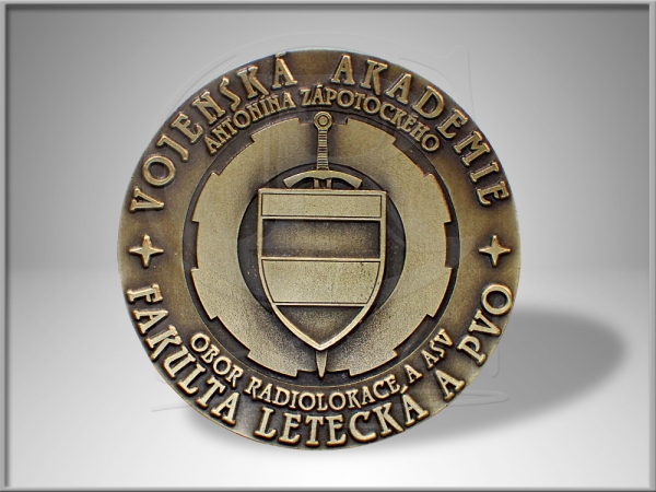 Medaile 40 let Vojenské akademia Antonína Zápotockého